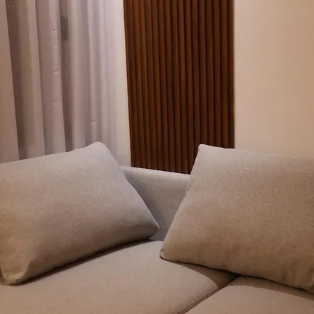 Tiranalake Luxury - Self Check-in *
