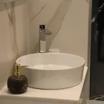 Tiranalake Luxury - Self Check-in Lägenhet *